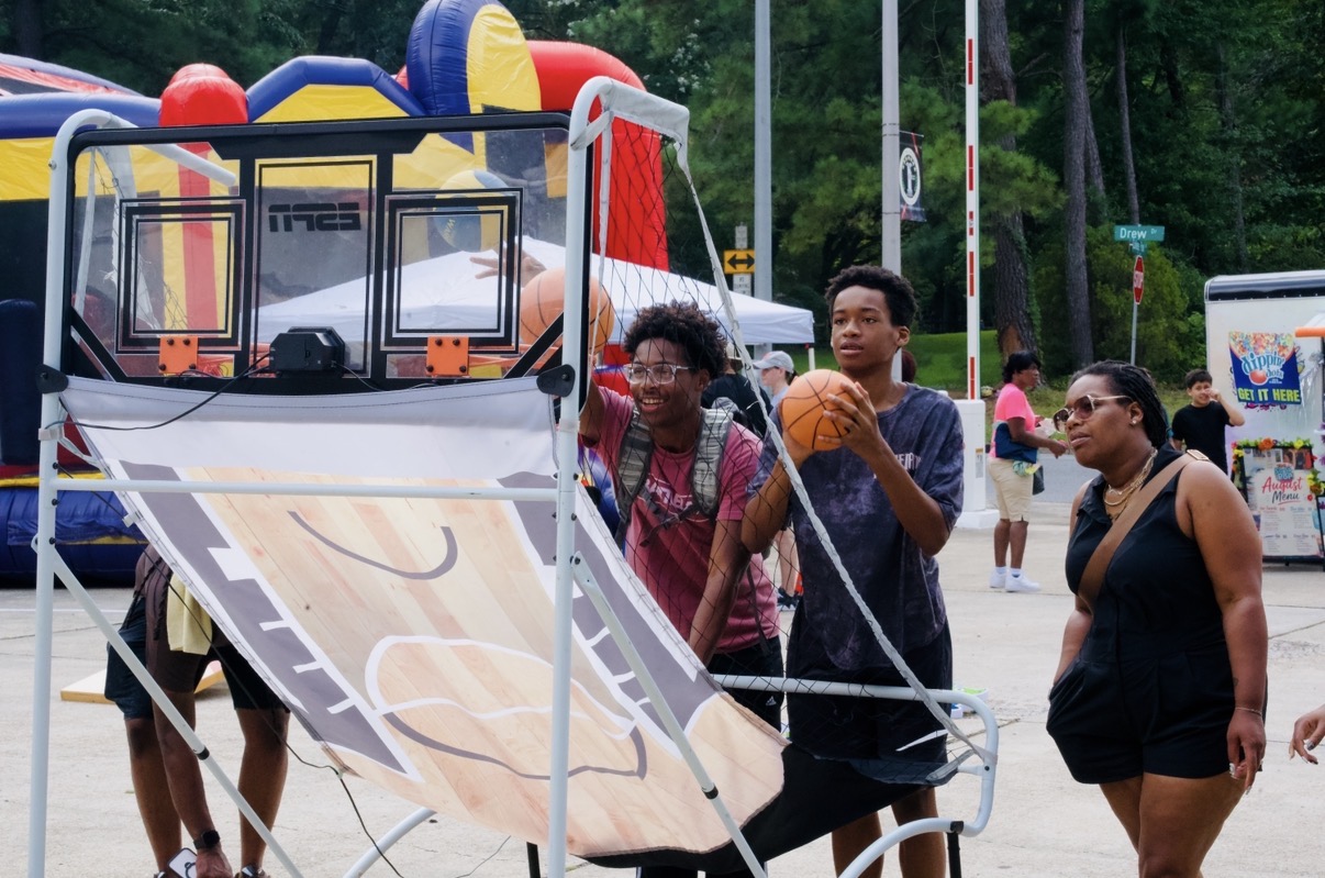 Community outreach event at New Beginnings Church of Christ — photo 9