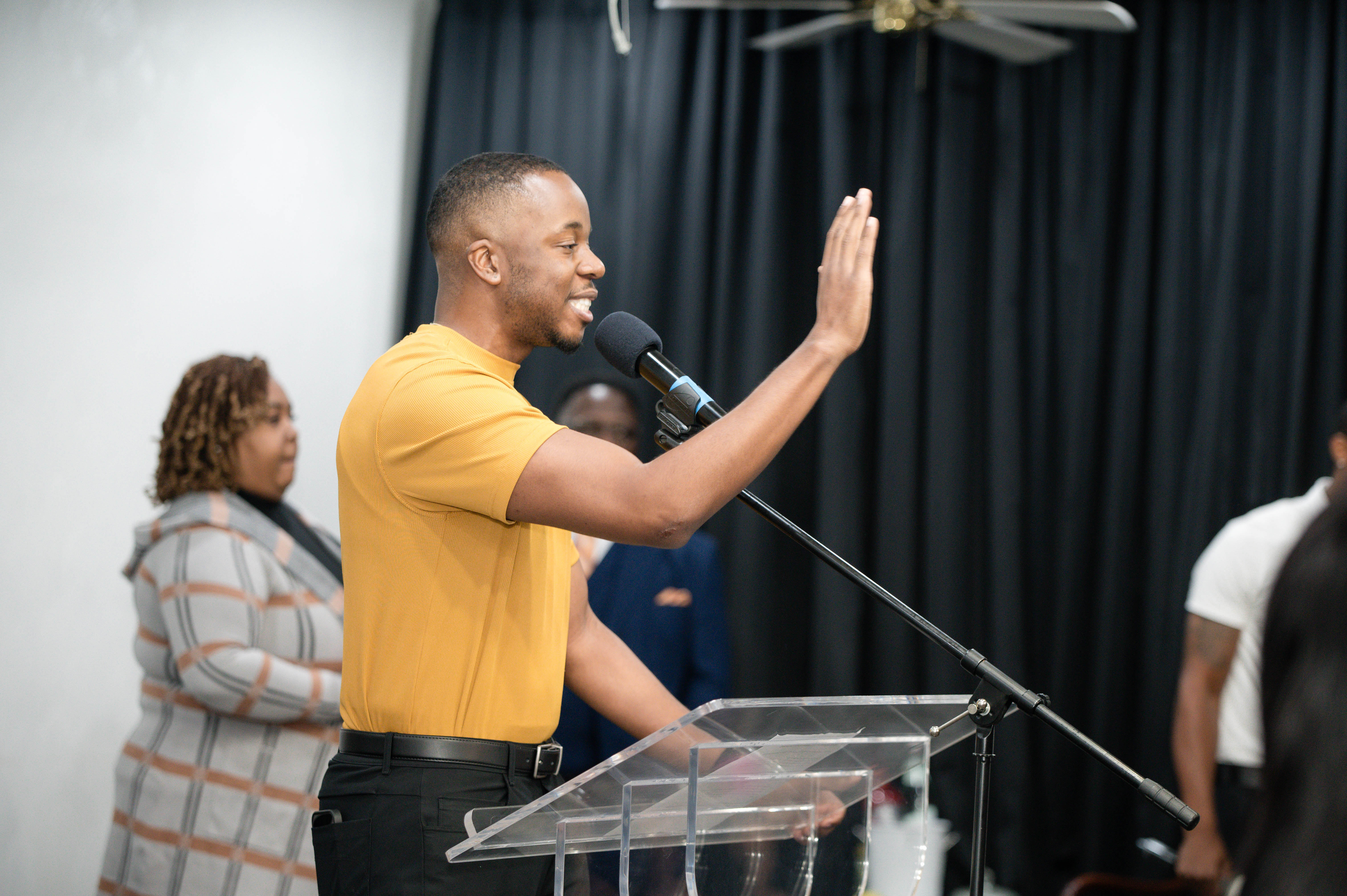 Worship service at New Beginnings Church of Christ — photo 1
